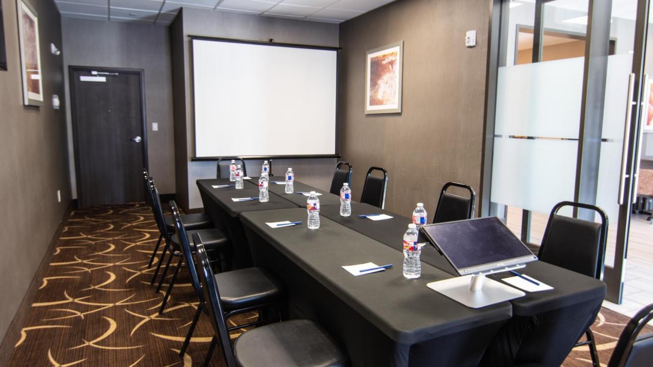 Comfort Suites Near Sam Houston Race Park Jersey Village Экстерьер фото