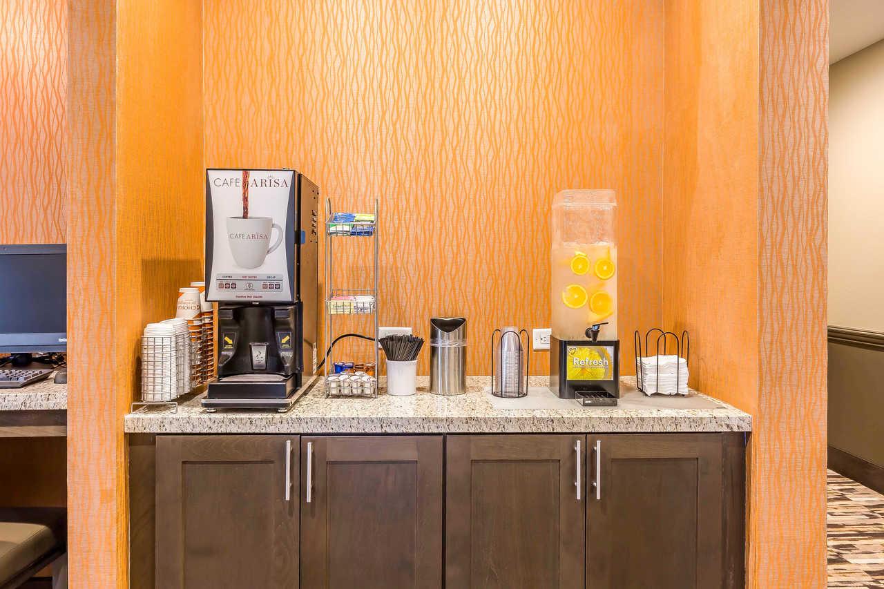 Comfort Suites Near Sam Houston Race Park Jersey Village Экстерьер фото
